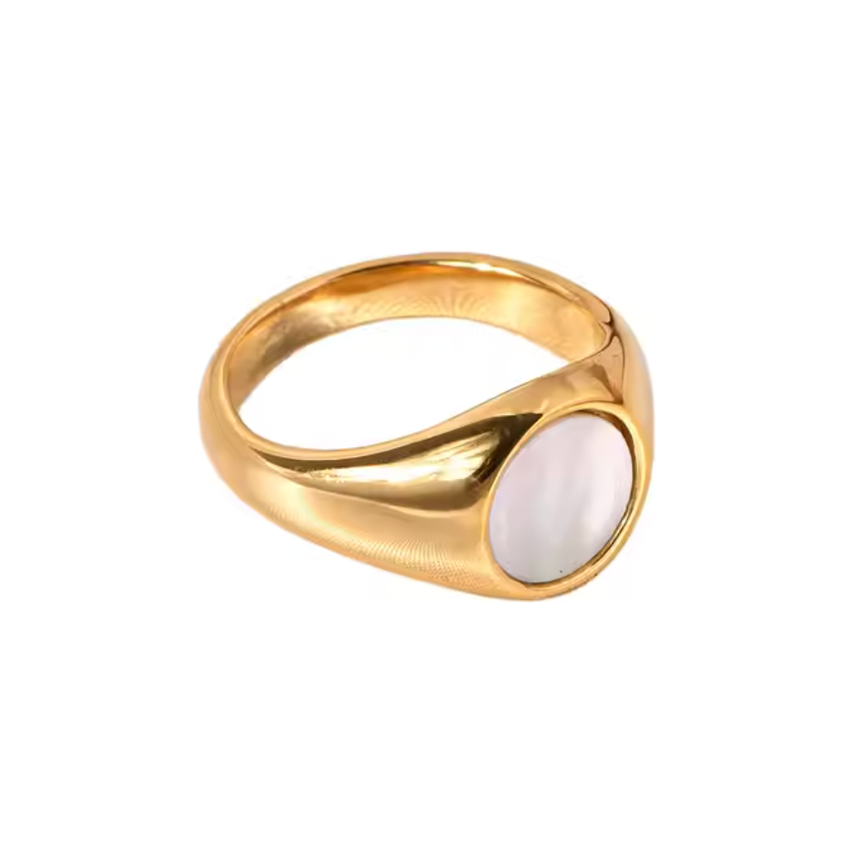 Nia Ring